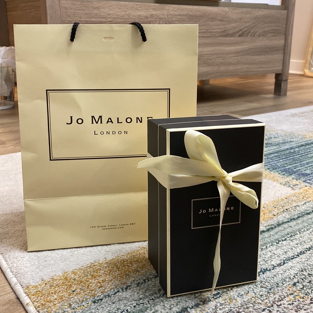 Jo Malone Gift box